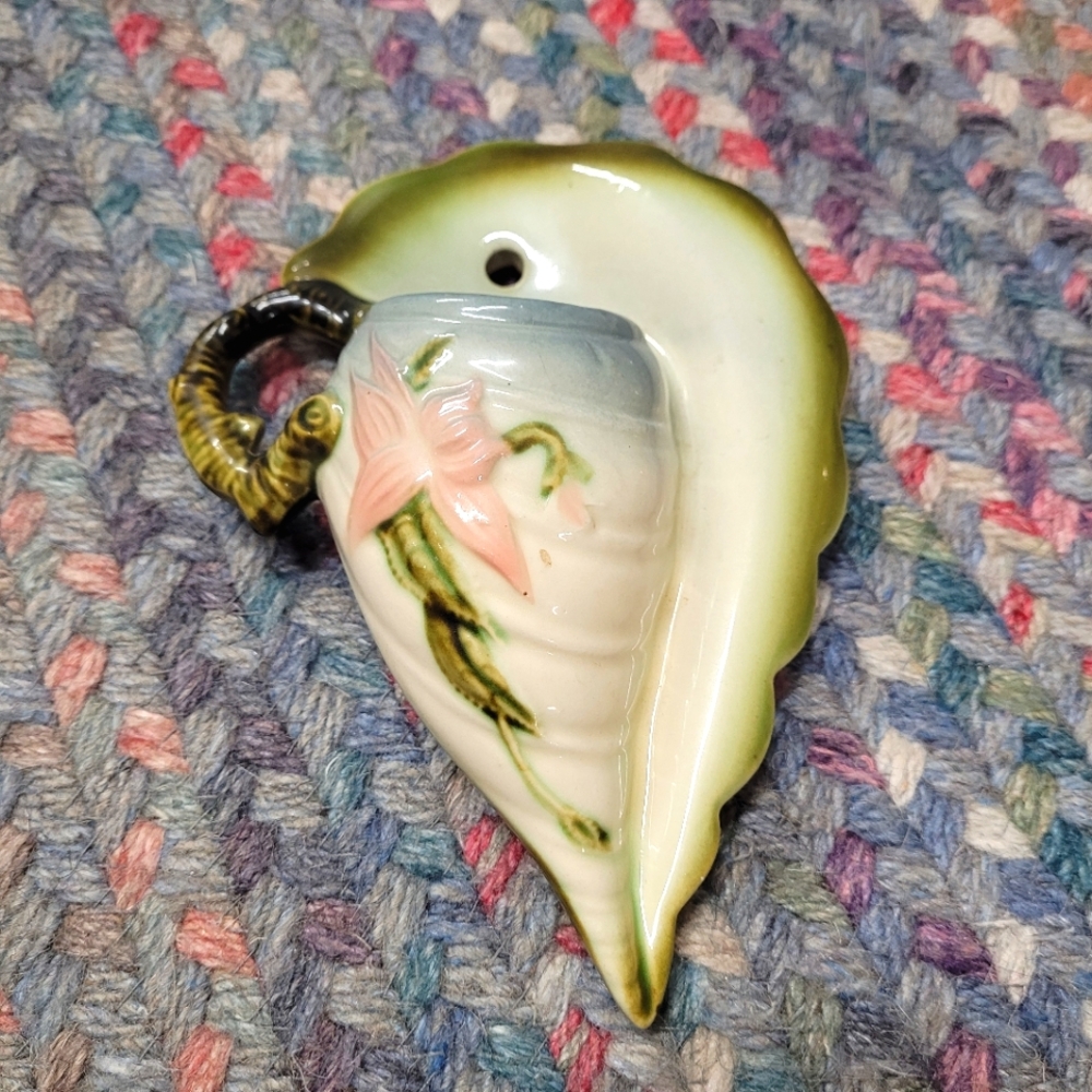 Vintage Hull Pottery Wall Pocket Vase